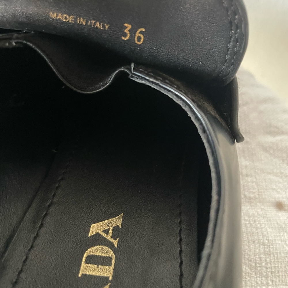 💎⭐️Authentic ⭐️Prada Women’s Leather Slip-On Loafers - Picture 8 of 14